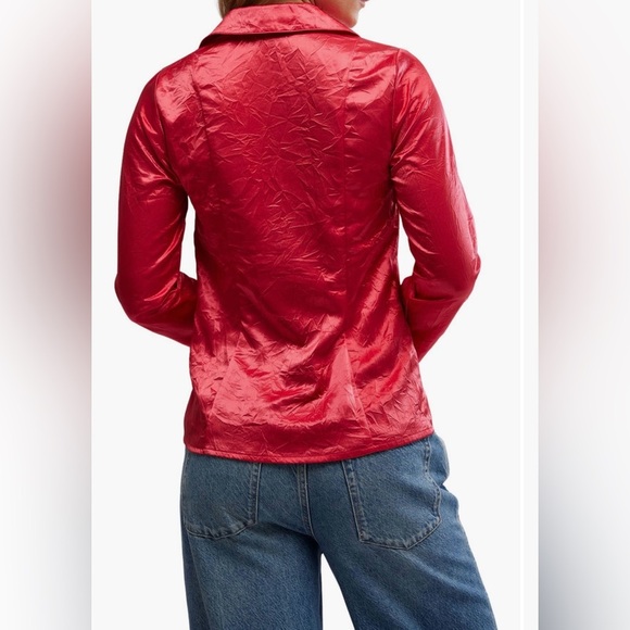 Free People Star Eyes Red Satin Front Tie Crinkle Top Blouse NWT XL - Picture 2 of 8